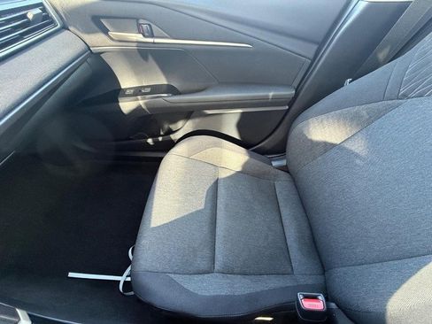 Used 2025 Toyota Camry LE image 20