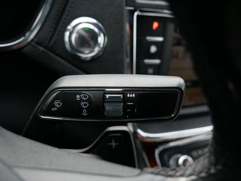 Used 2017 Lincoln Continental Select FWD image 27
