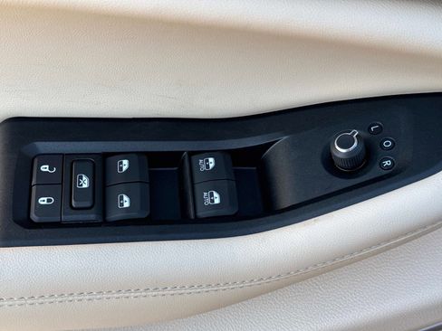 New 2026 Jeep Grand Cherokee Limited image 21