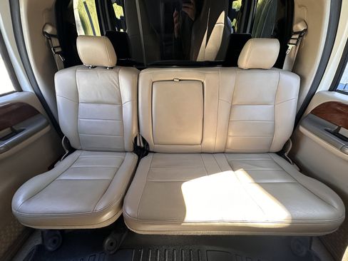 Used 2004 Ford F250 Lariat image 41