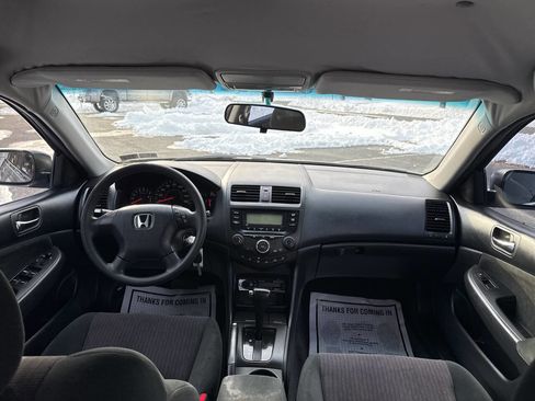 Used 2005 Honda Accord LX image 8