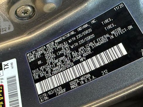 Used 2021 Toyota Highlander XSE image 33