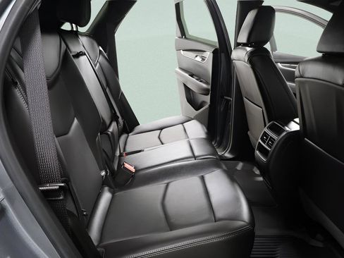 Used 2021 Cadillac XT5 Premium Luxury image 30