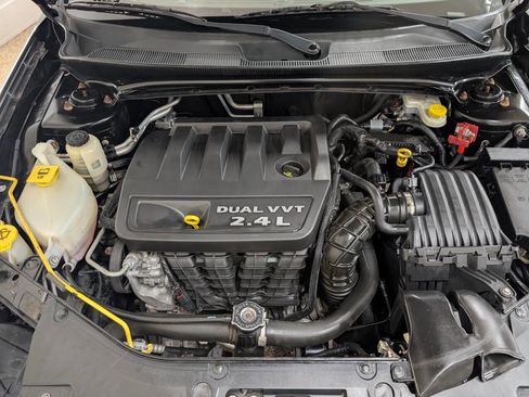 Used 2013 Chrysler 200 LX image 24