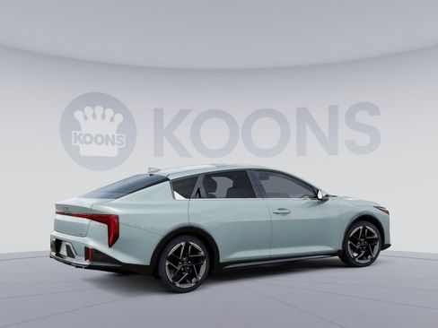 New 2025 Kia K4 GT-Line image 8