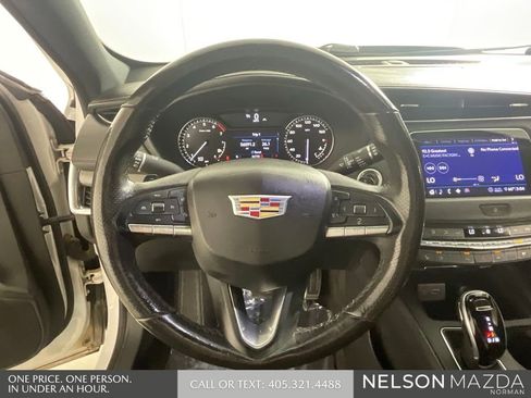 Used 2020 Cadillac XT4 Sport FWD image 36