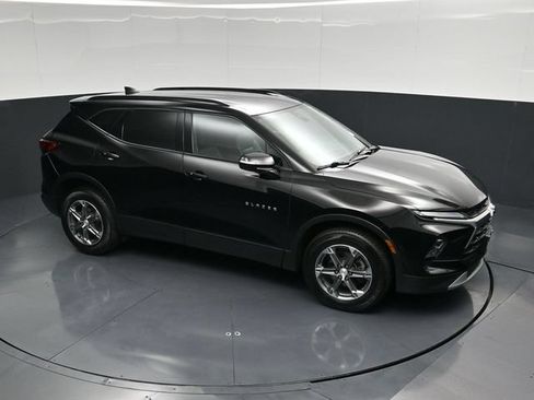Used 2023 Chevrolet Blazer LT AWD/4WD image 51