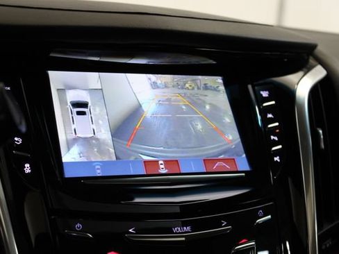 Used 2019 Cadillac Escalade Luxury AWD/4WD image 20