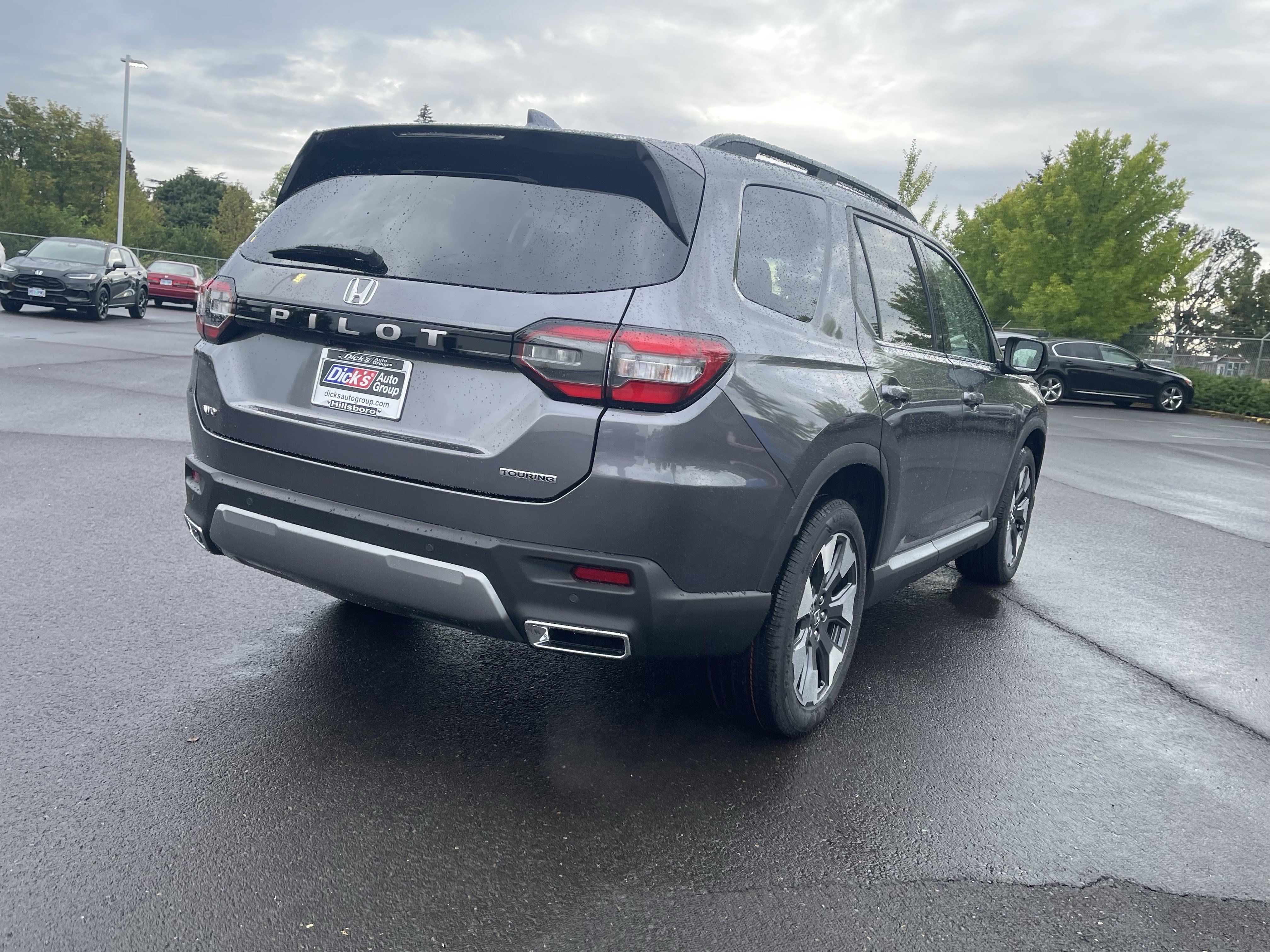 New 2026 Honda Pilot Touring image 5