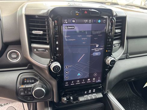 New 2026 RAM 1500 Big Horn AWD/4WD image 18
