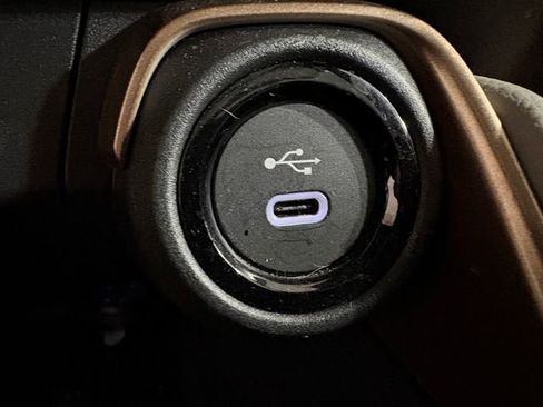 Used 2025 Toyota Grand Highlander AWD Hybrid image 22