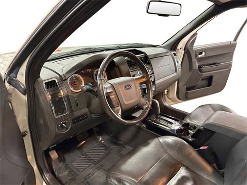 Used 2008 Ford Escape Limited image 9