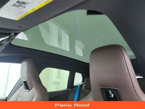 Used 2024 BMW iX xDrive50 image 13