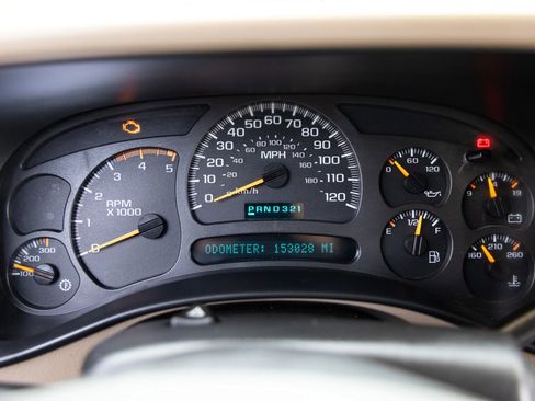 Used 2004 Chevrolet Silverado 3500 LT w/ Heavy-Duty Power Package image 44