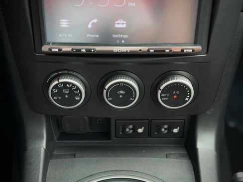 Used 2015 MAZDA MX-5 Miata Grand Touring w/ Premium Package RWD image 28