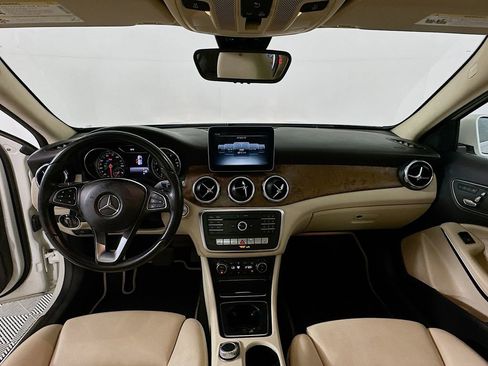 Used 2018 Mercedes-Benz GLA 250 image 3