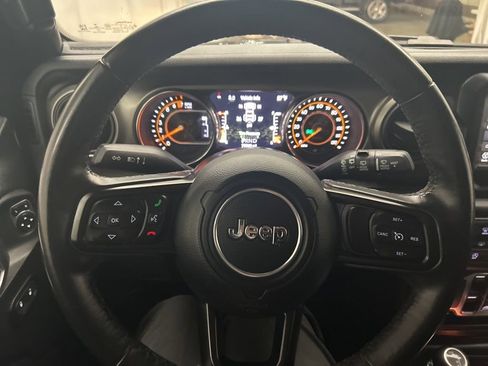 Used 2019 Jeep Wrangler Unlimited Sport S image 31