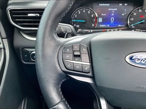 Used 2020 Ford Explorer XLT w/ Equipment Group 202A AWD/4WD image 20
