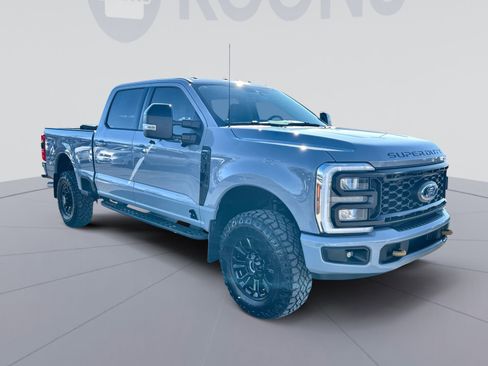 Used 2024 Ford F250 Lariat w/ Tremor Off-Road Package image 10