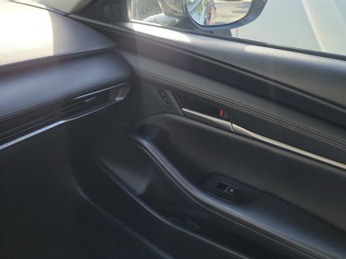 Used 2024 MAZDA MAZDA3 s FWD image 28