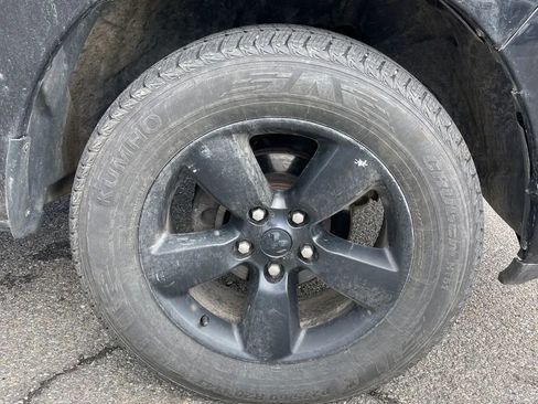 Used 2016 RAM 1500 Express w/ Black Ram 1500 Express Group image 21