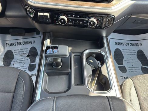 Used 2023 Chevrolet Silverado 1500 RST w/ Z71 Off-Road Package image 17