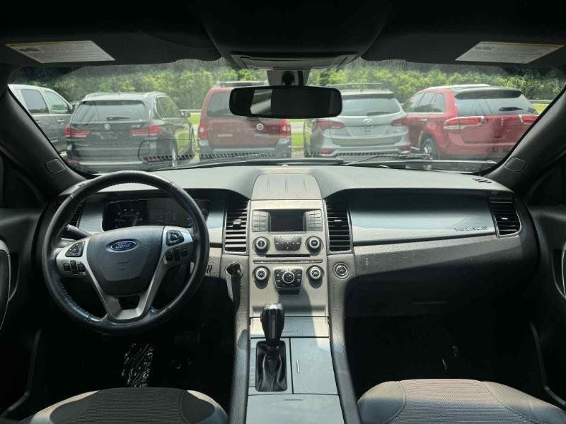 Used 2016 Ford Taurus SEL FWD image 17