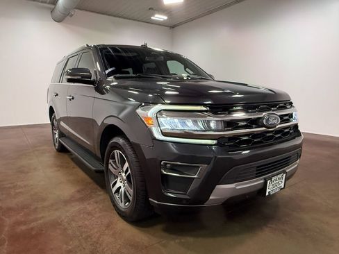 Used 2024 Ford Expedition Limited AWD/4WD image 30