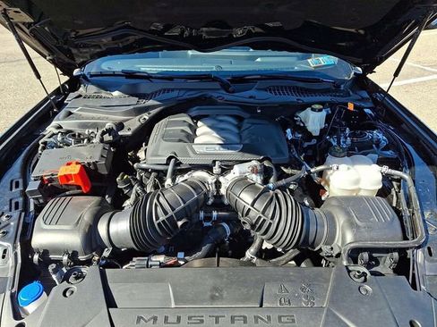 Used 2025 Ford Mustang GT Premium RWD image 35