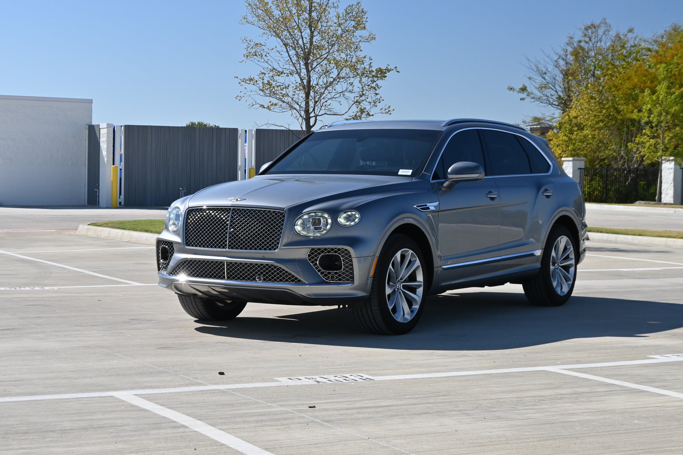 Used 2021 Bentley Bentayga AWD/4WD image 5