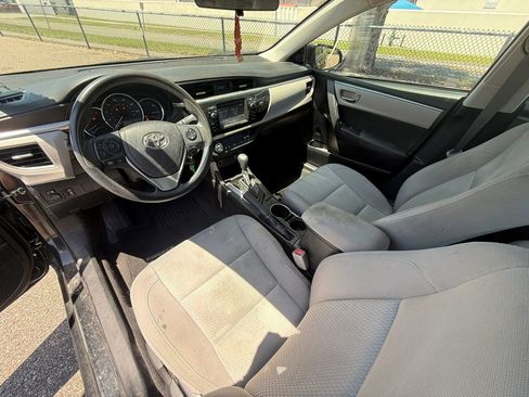 Used 2016 Toyota Corolla LE FWD image 11