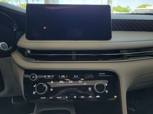 New 2026 INFINITI QX60 Autograph AWD/4WD image 21