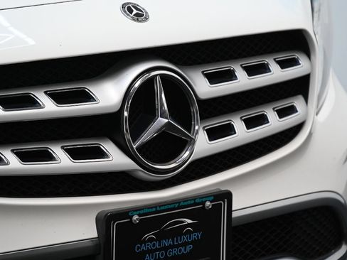 Used 2019 Mercedes-Benz GLA 250 4MATIC image 11