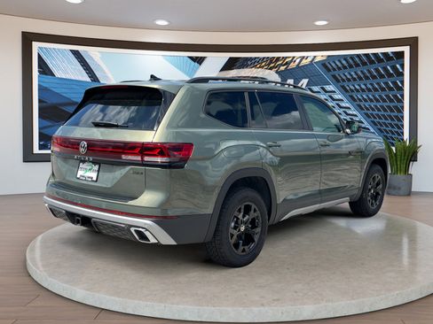 New 2026 Volkswagen Atlas Peak Edition AWD/4WD image 5
