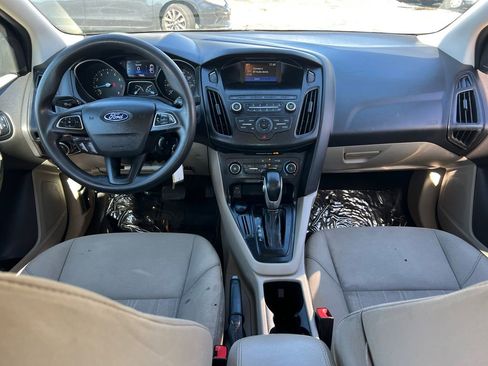 Used 2018 Ford Focus SE image 15