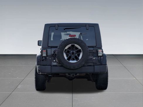 Used 2017 Jeep Wrangler Unlimited Sport image 4