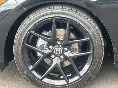 Certified 2025 Honda Civic Sport image 25
