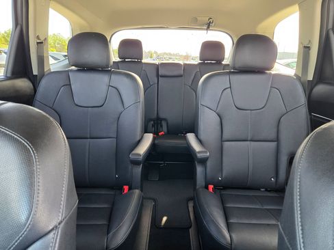 Used 2022 Kia Telluride EX w/ EX Premium Package image 13