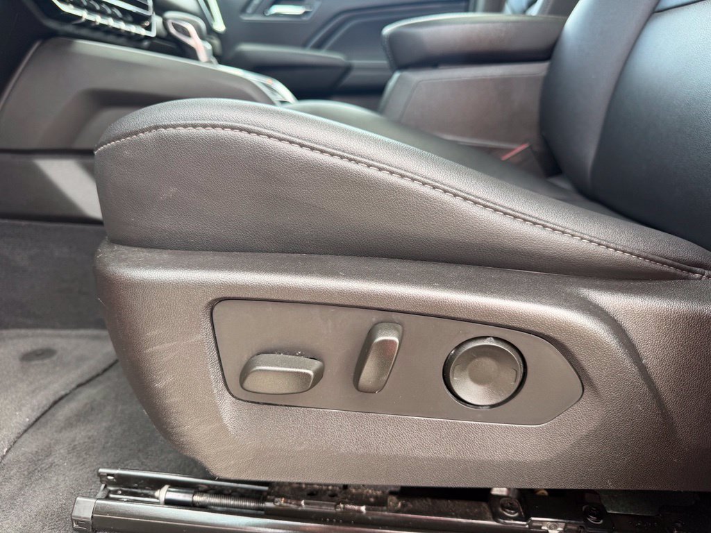Used 2025 GMC Canyon Elevation w/ Convenience Package AWD/4WD image 23