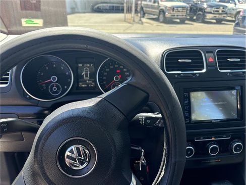 Used 2010 Volkswagen Jetta SE image 8