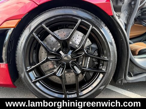 Used 2025 McLaren 750S RWD image 11