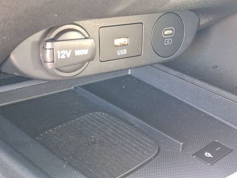 Used 2025 Hyundai Elantra Sport FWD image 26