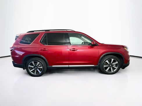 Used 2025 Honda Pilot Elite image 10