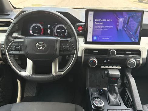 Used 2024 Toyota Tacoma TRD Off-Road AWD/4WD image 22