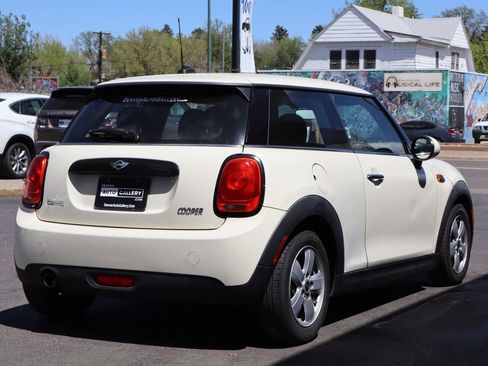Used 2017 MINI Cooper 2-Door Hardtop FWD image 6