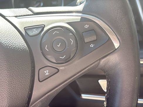 Used 2020 Buick Enclave Premium w/ Surround and Sites Package FWD image 17