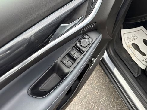 Used 2021 Buick Enclave Premium w/ Sun and Sites Package image 12