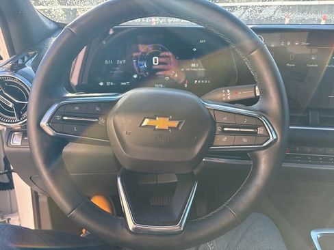 Used 2025 Chevrolet Equinox LT image 27