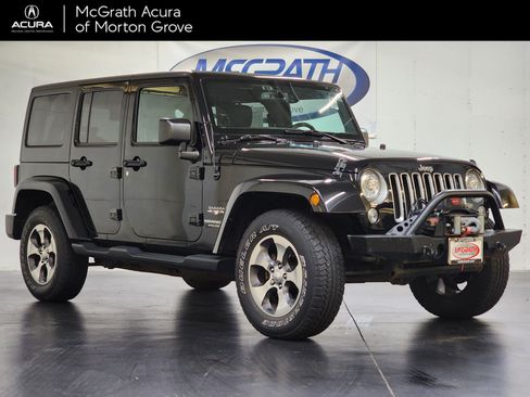 Used 2017 Jeep Wrangler Unlimited Sahara w/ Connectivity Group AWD/4WD image 1