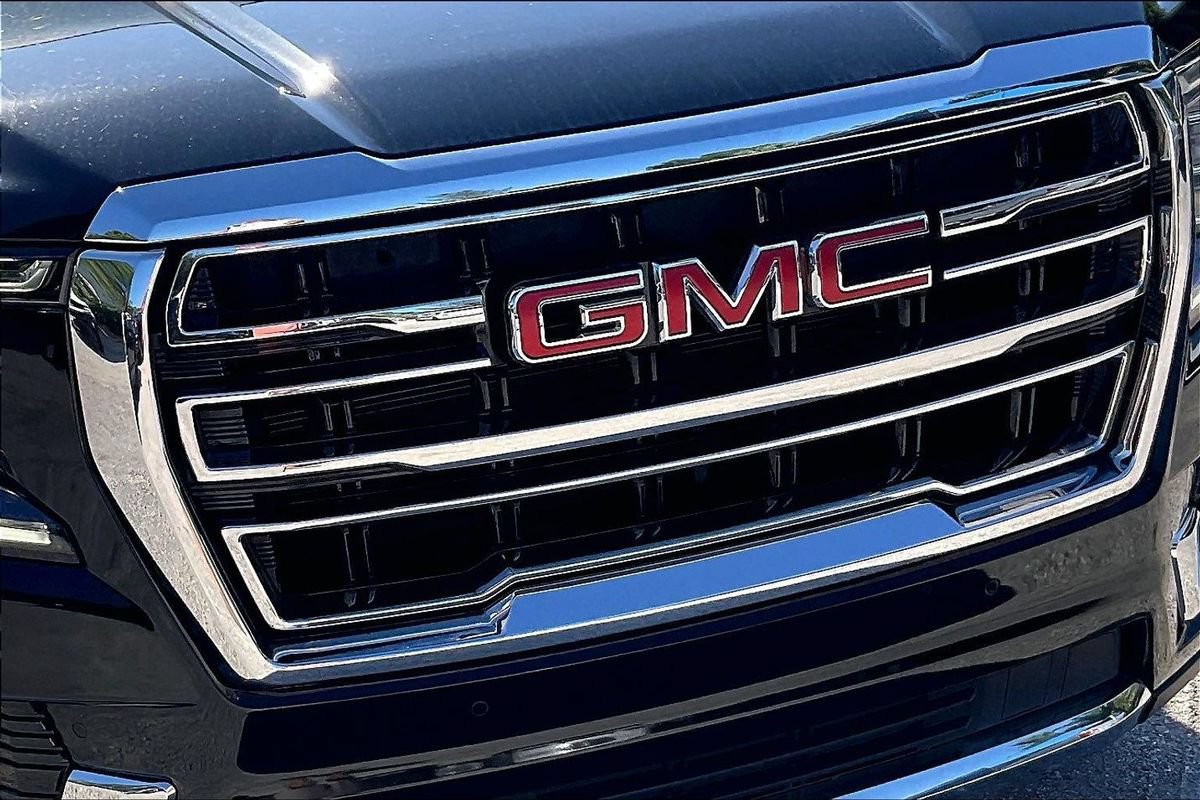 Used 2023 GMC Yukon SLT RWD image 36